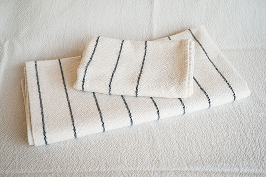 Onyx Hand Towel
