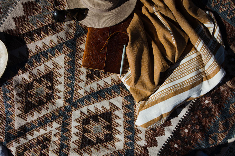 Picnic Kilim - Stone